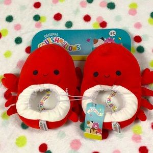 Squishmallows | NWT Red Crab Slippers Size 11